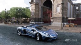 lamborghini aventador polizia.jpg